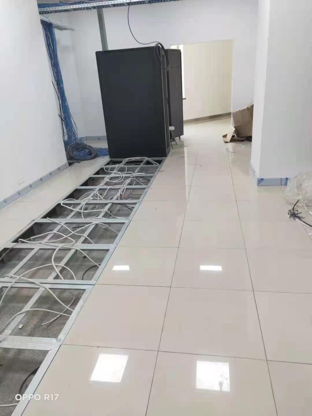 昆明靜電地板安裝案例